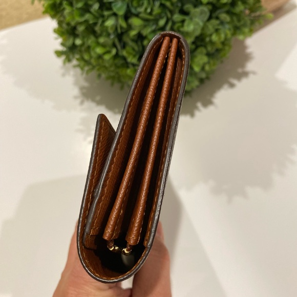 Authentic LV Sarah wallet - Picture 7 of 12